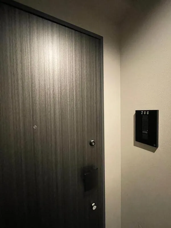 RUMIX Kitashinagawa - Interior - ["Door", "Lock and key", "Door handle"]
