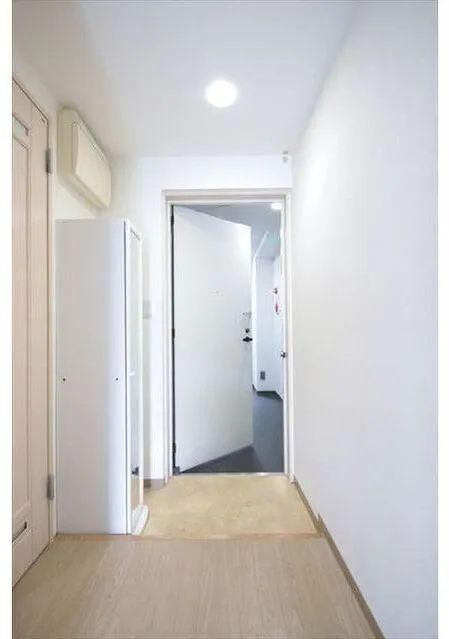 La Corta Ueno - Interior - ["Flooring", "Wall", "Floor"]