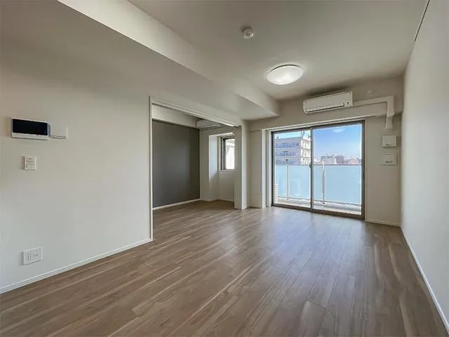 Frontier Residence Kinshi Park - Interior - ["Apartment", "Wood flooring", "Condominium"]