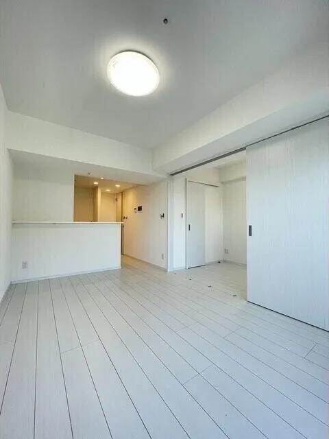 Comforia Liv Ueno - Interior - ["Flooring", "Floor", "Wood"]