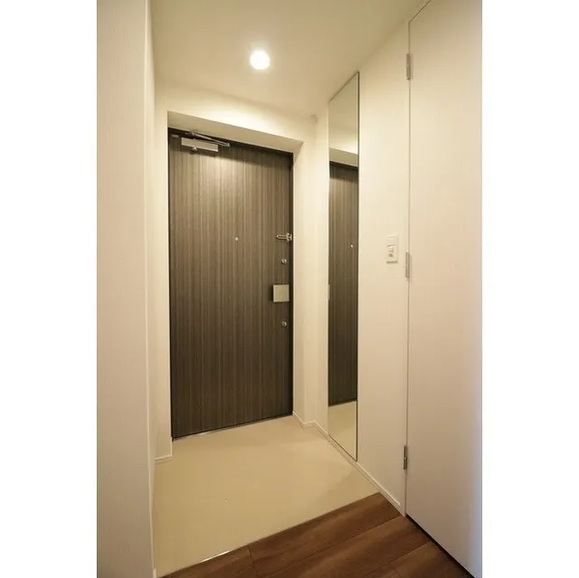 Light Terrace Kinshicho - Interior - ["Property", "Room", "Door"]