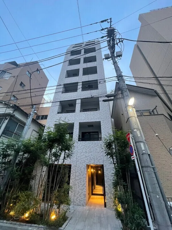 Struth Plus Nishinippori - Exterior - ["High-rise building"]