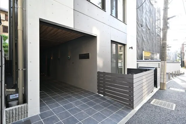 ES-Grande Bunkyo Hakusan - Exterior - ["Door", "Composite material", "Apartment"]
