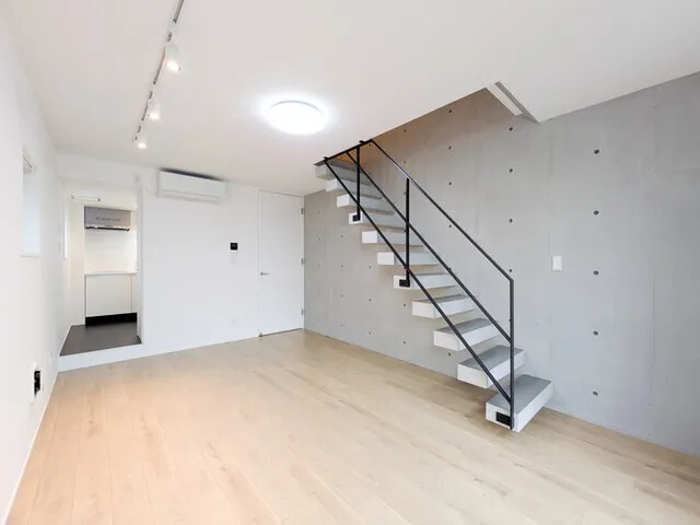 CLK Higashijujo - Interior - ["Wood", "Flooring", "Floor"]