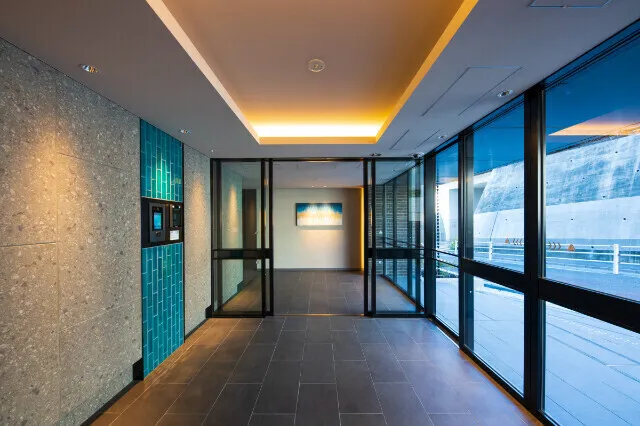 Crevia Rigze Nishi Magome - Exterior - ["Composite material", "Ceiling", "Glass"]