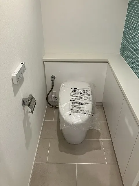 SOCIETY NAKANO FUJIMICHO - Interior - ["Toilet seat", "Toilet", "Plumbing fixture"]