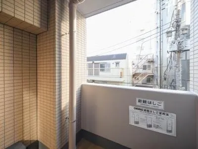 Spacia Sangenjaya No.2 - Interior - ["Fixture", "Window", "Building"]