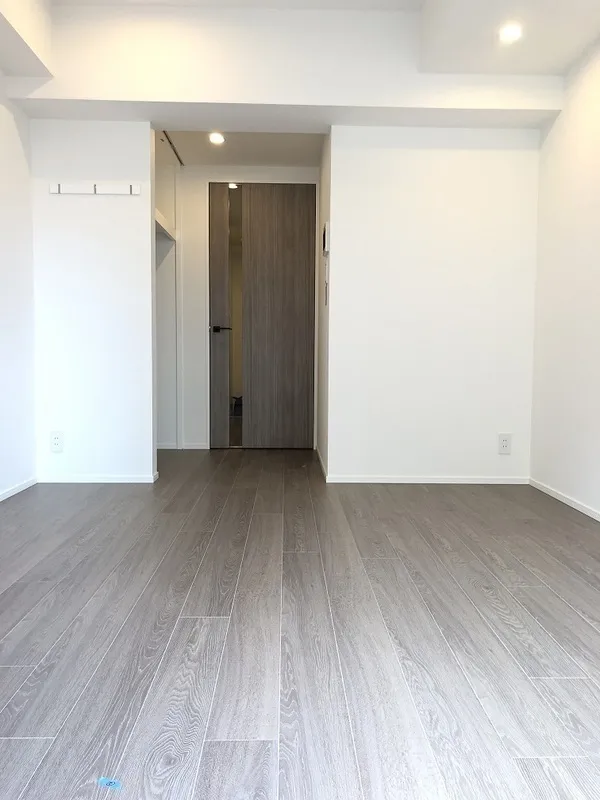 Estrus Ryogoku II - Interior - ["Flooring", "Wood", "Floor"]