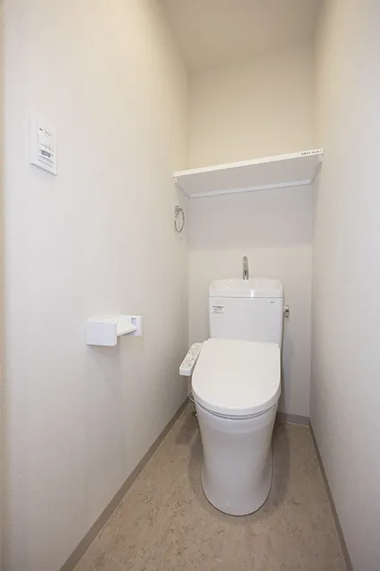 Stellar Terrace - Interior - ["Toilet seat", "Plumbing fixture", "Flooring"]