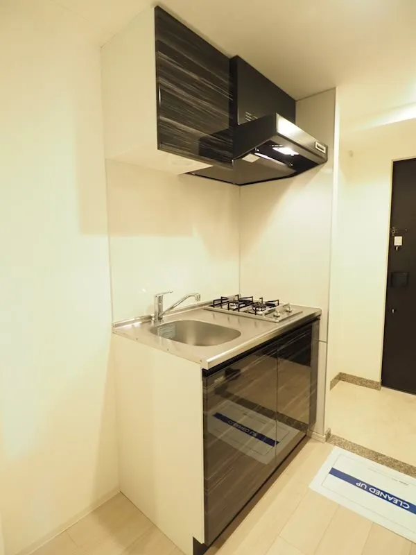 RESIDIA Sendagi - Interior - ["Floor", "Flooring", "Apartment"]