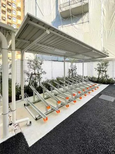 Due Otorii WEST - Other - ["Shade", "Steel", "Parking"]