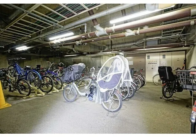 Comforia Nishiogikita - Other - ["Bicycle tire", "Bicycle", "Bicycle Wheel Rim"]