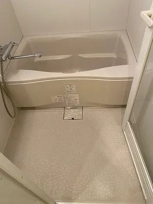 Legno Sereno - Interior - ["Flooring", "Floor", "Bathtub"]
