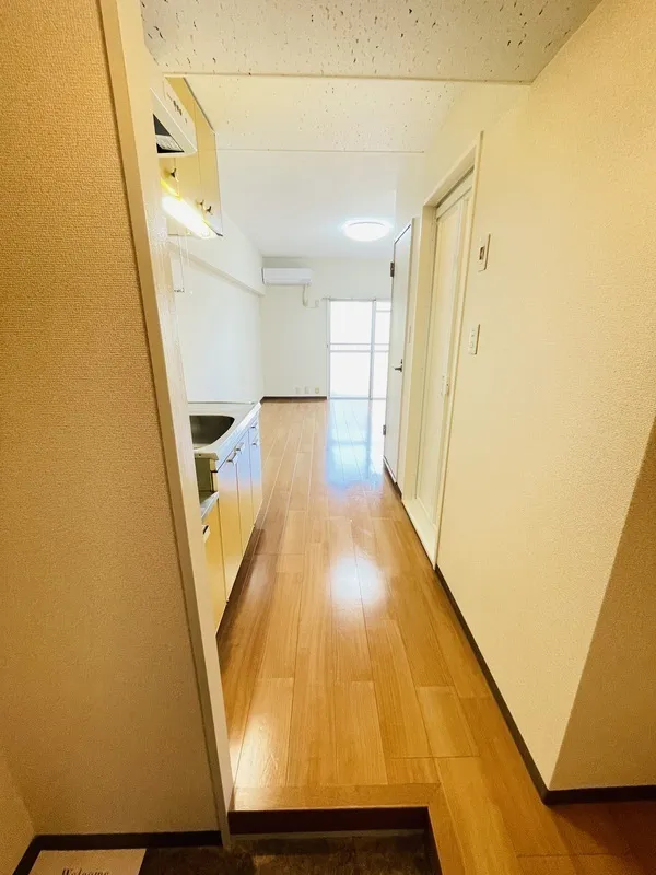 Token Higashi Gotanda Apartment - Interior - ["Flooring", "Floor", "Wood"]