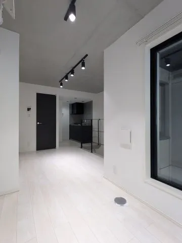 Agresio Shinagawa Oi - Interior - ["Wall", "Flooring", "Floor"]