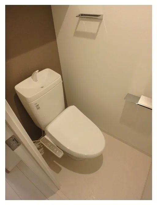 AXAS Komagome ASYLCOURT - Interior - ["Toilet seat", "Toilet", "Plumbing fixture"]