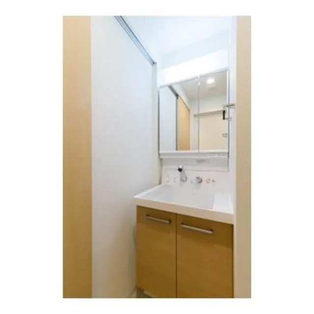 Matsuba - Interior - ["Property", "Room", "Bathroom"]