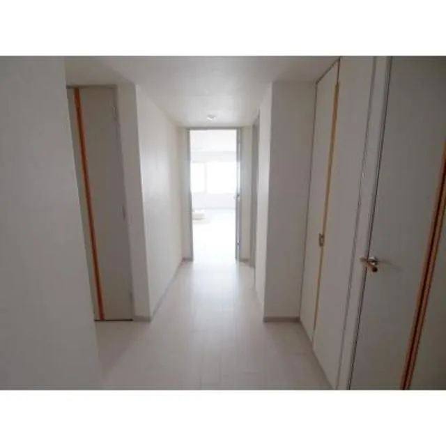 Ooyama Park Hills - Interior - ["Building", "Door", "Fixture"]