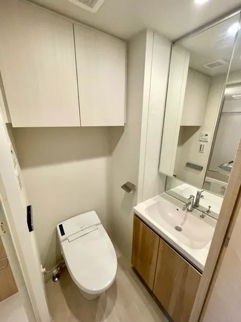 Residia Minami Shinagawa Place - Interior - ["Floor", "Flooring", "Interior design"]