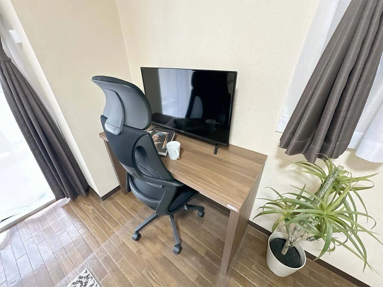 Mynavi Stay Kachidoki - Interior - ["Furniture", "Wood", "Flooring"]