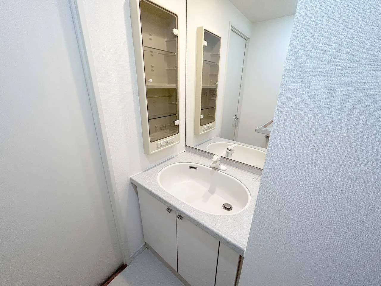 Mynavi STAY Shoto Park Studio - Interior - []