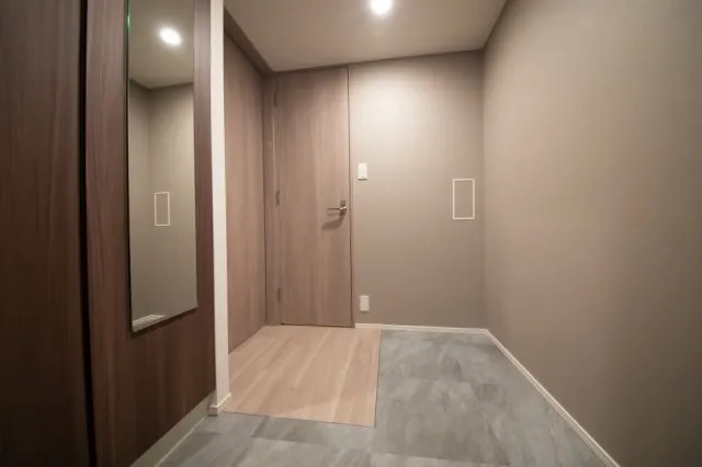 Proud Flat Tsukishima Avenue - Interior - ["Fixture", "Wood", "Door"]