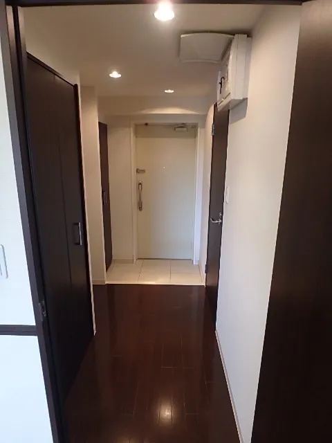 Comfort Meguro Nakacho - Interior - ["Building", "Wood", "Mirror"]