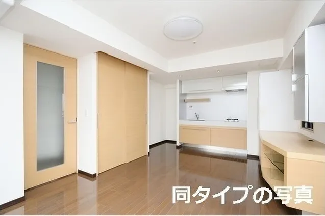 Comforia Ikebukuro - Interior - ["Flooring", "Floor", "Interior design"]