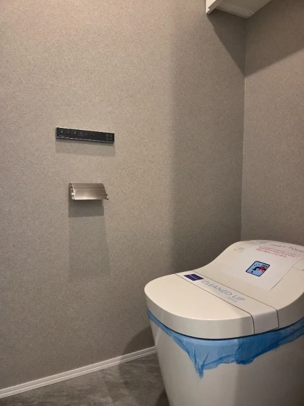 Residia Kanda Higashi - Interior - ["Toilet seat", "Floor", "Toilet"]