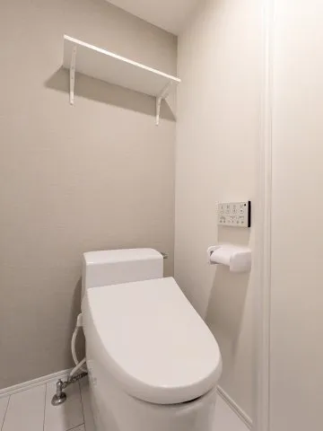 Citywalk Ebara Nakanobu - Interior - ["Toilet seat", "Plumbing fixture", "Toilet"]