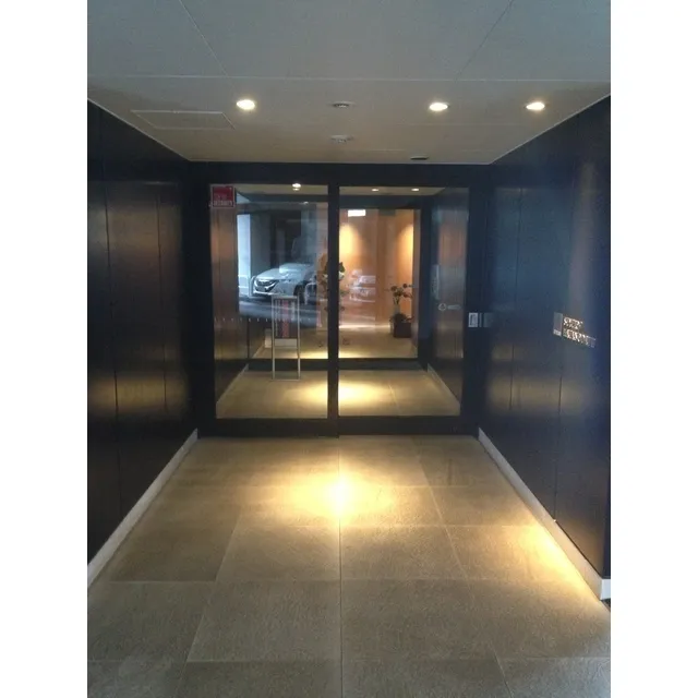 Stylio Flag Platform - Exterior - ["Property", "Floor", "Light"]