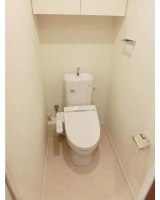 Park Axis Oshiage Residence - Interior - ["Toilet seat", "Toilet", "Plumbing fixture"]