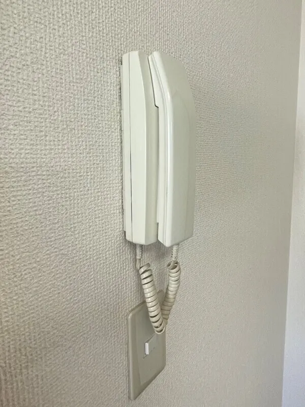 Luminare Higashi-Kamata - Interior - ["Electronic device", "Technology", "Electrical cable"]