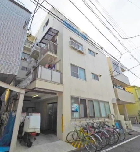 Otake Mansion Room 101