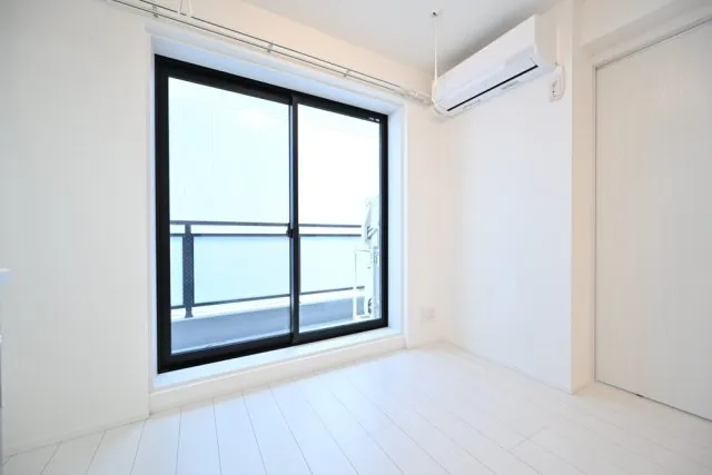 The Residence Nihonbashi - Interior - ["Floor", "Flooring", "Ceiling"]