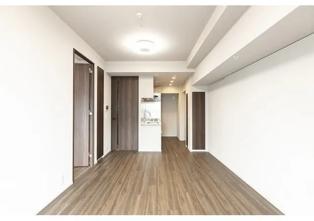 Tokyo Port City Takeshiba Residence Tower - Interior - ["Flooring", "Floor", "Wood flooring"]