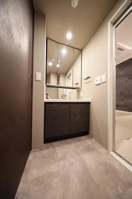 Blanchesta Iriya Grande - Interior - ["Flooring", "Floor", "Ceiling"]