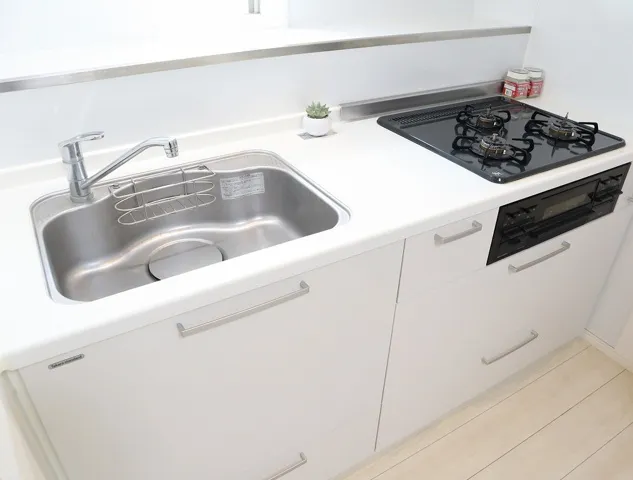 Dearlycious Kuramae Station Front - Interior - ["Kitchen Sink", "Kitchen", "Major appliance"]
