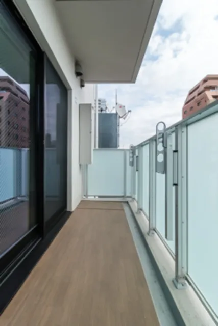 YUNO ART KAMEIDO - Interior - ["Sky", "Floor", "Wood"]
