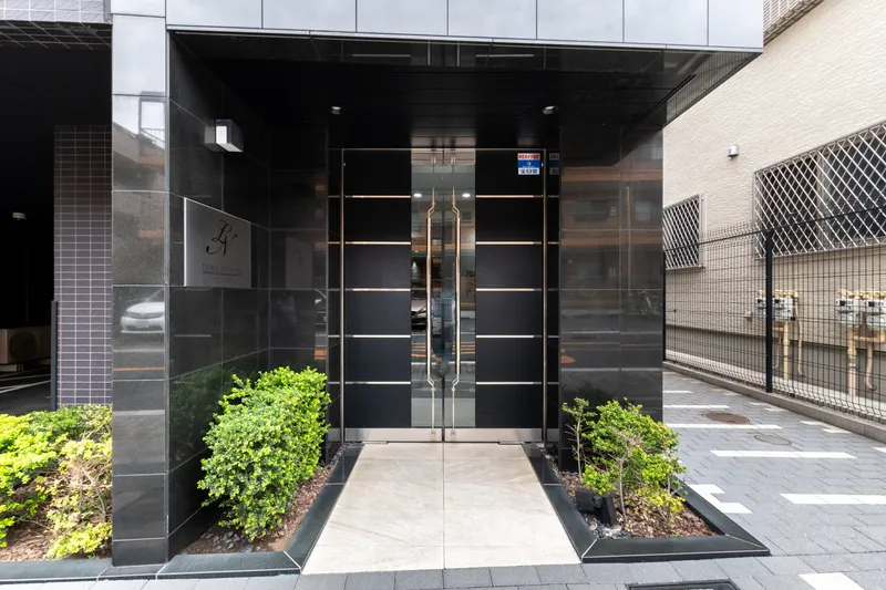 Loire Nishioi - Exterior - ["Apartment", "Home Door", "Household hardware"]
