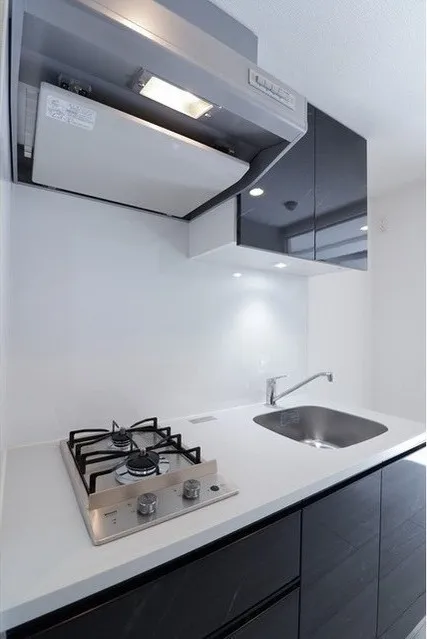 Demes Higashi Shinjuku - Interior - ["Cabinetry", "Building", "Tap"]