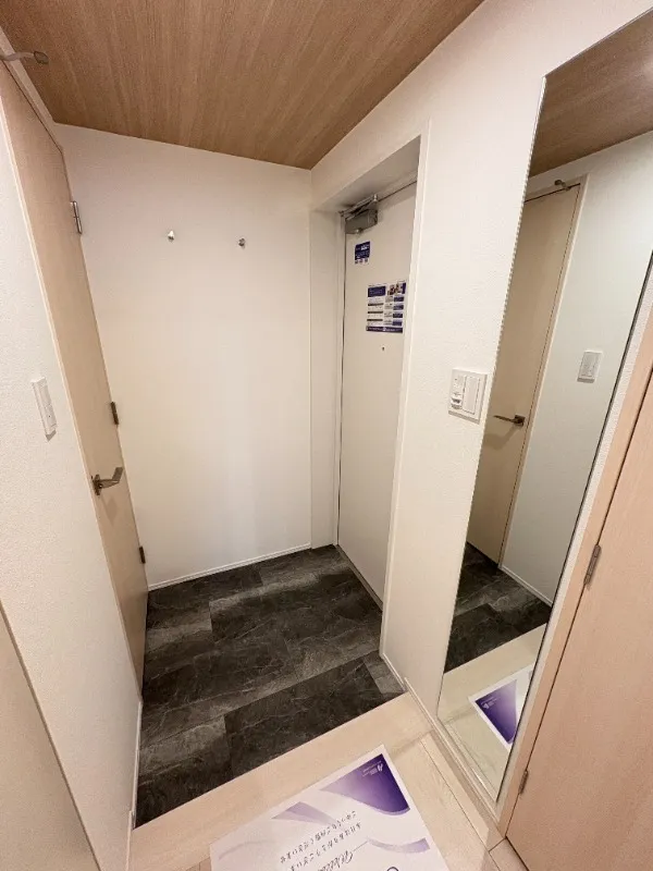 Residia Nihonbashi Bagurocho - Interior - ["Flooring", "Wood", "Floor"]