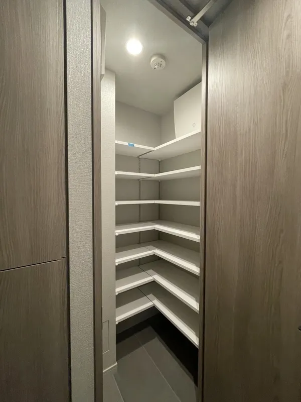 Lumiec Suite Ebisu - Interior - ["Wood", "Flooring", "Ceiling"]