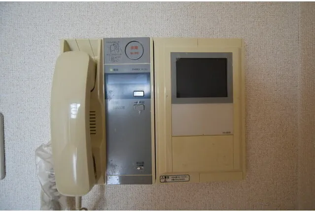Welt Waterfront - Interior - ["Electronic device", "Technology", "Electronics"]