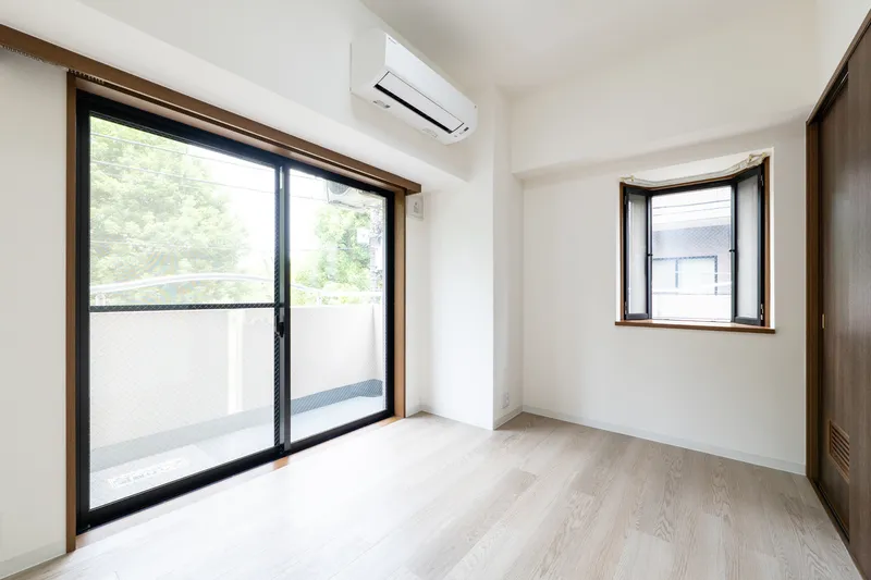 Olympus Sumida Park Building 1 - Interior - ["Wood", "Apartment", "Flooring"]