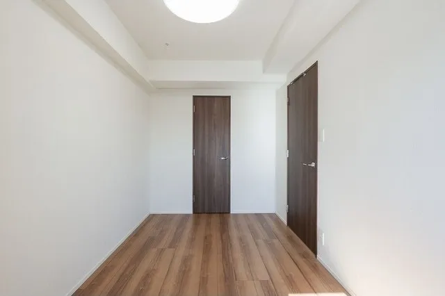 Gran Casa Minowa IV - Interior - ["Wood", "Fixture", "Rectangle"]