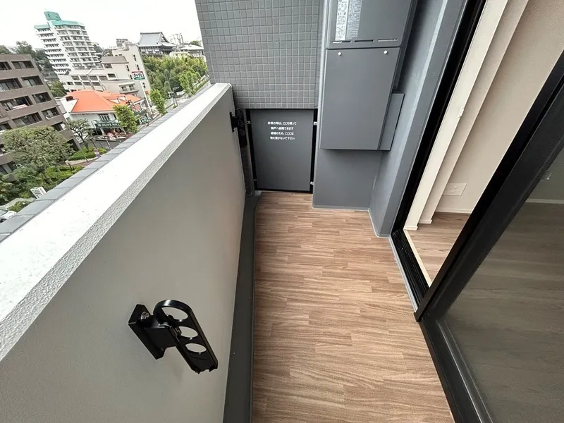 Lefon Progres Shimura Sakaue - Interior - ["Wood", "Flooring", "Floor"]