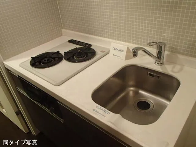 Comforia Oshiage - Interior - ["Sink", "Tap", "Kitchen sink"]