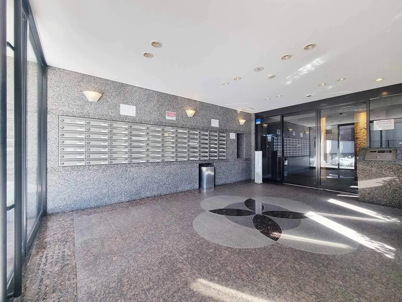 Mynavi STAY Miraie Minami-Ikebukuro - Exterior - []