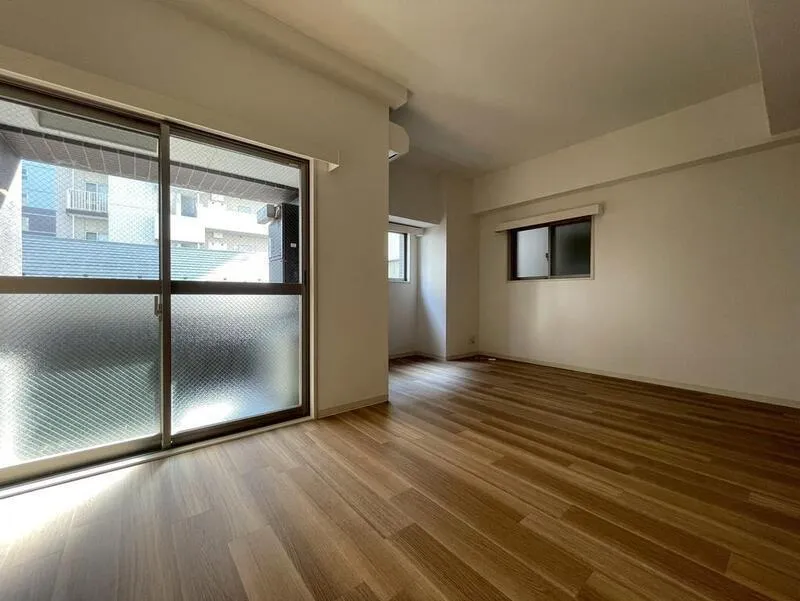 Esmore Morishita - Interior - ["Flooring", "Wood", "Floor"]